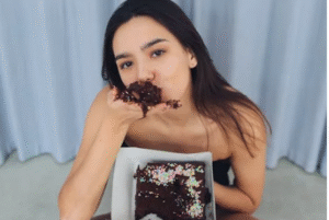 Take the Emotional eating quiz - girl eating cake